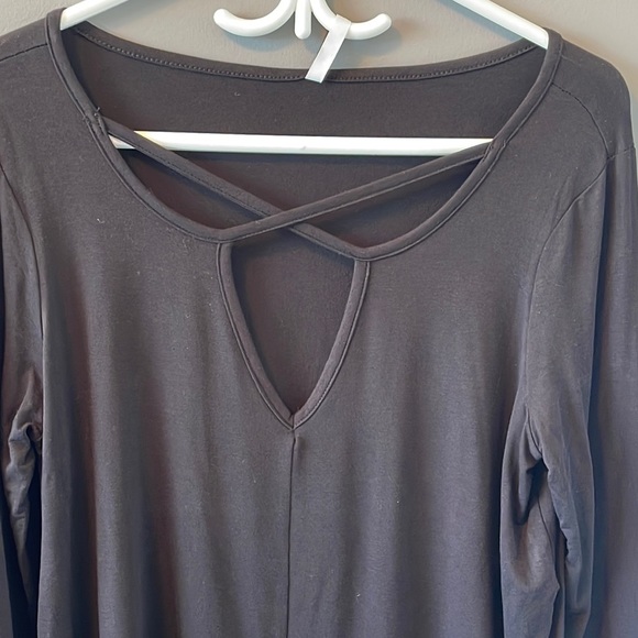 ✨ Z SUPPLY LADIES PEEKABOO TOP - Picture 6 of 6